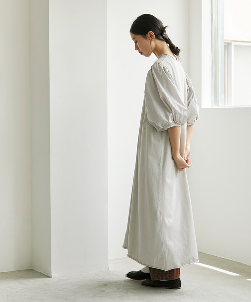 cardo fabrica(カルドファブリカ)の「クリアスピン製品染め 五分袖パフAラインワンピース(ワンピース・レディース・チャコールグレー/パープル/グレー・FREE)」の7枚目の写真