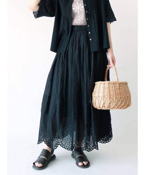 Samansa Mos2(サマンサ モスモス)の「裾スカラップスカート(スカート・レディース・ボルドー/カーキ/ブラック/オフホワイト・フリ-)」の3枚目の写真