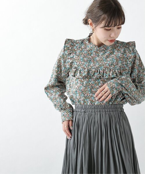 RAY CASSIN（レイカズン）の「花柄スクエアフリルブラウス（シャツ/ブラウス・レディース・パープル/イエロー/グリーン・FREE）」の17枚目の写真