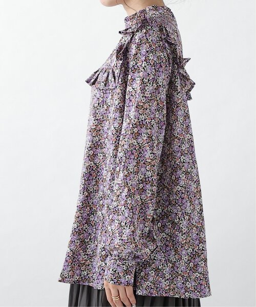 RAY CASSIN（レイカズン）の「花柄スクエアフリルブラウス（シャツ/ブラウス・レディース・パープル/イエロー/グリーン・FREE）」の8枚目の写真