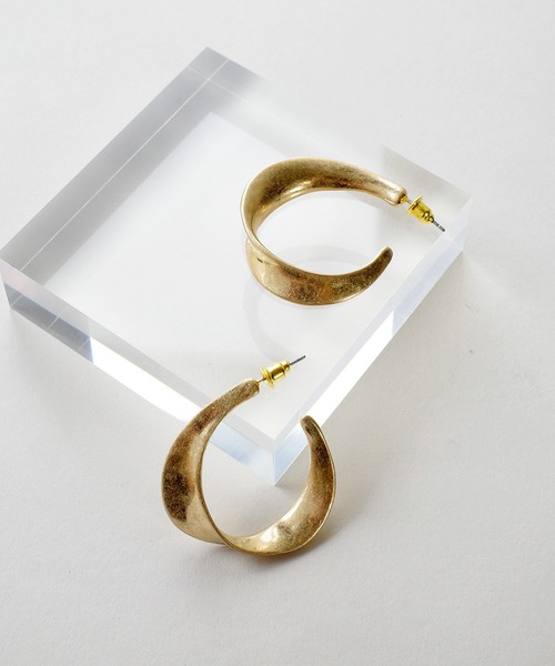 SIGNAL(シグナル)の「【SIGNAL/シグナル】Triomphe Hoop Pierce / トリオンフフープピアス(ピアス(両耳用)・レディース・ゴールド/シルバー・FREE)」の10枚目の写真