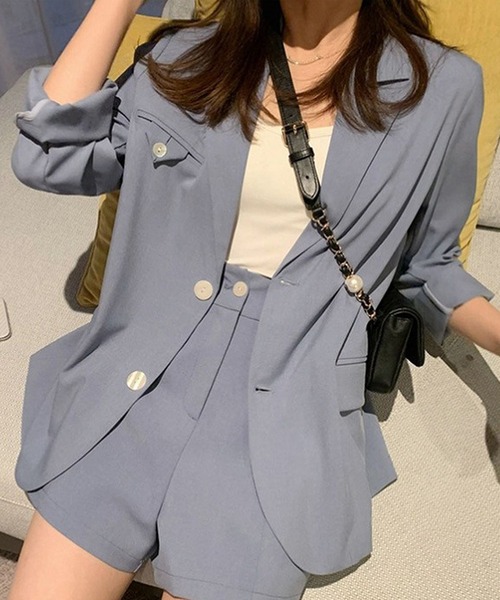 Girly Doll(ガーリードール)の「ジャケット・ショートパンツ2点セットアップ(サロペット/オーバーオール・レディース・ベージュ/ブルー・M/L)」の3枚目の写真