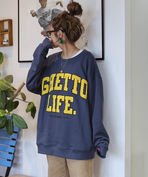 GALLIS ADDICTION(ガリスアディクション)の「GA SAGARA-COLLEGE CREW/サガラ カレッジロゴ スウェット(スウェット・レディース・ブラック/グレー/グレイッシュブルー・M/L)」の3枚目の写真