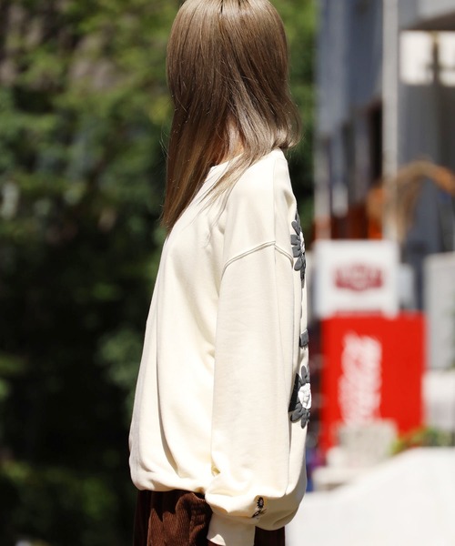 ROOPTOKYO（ループトウキョウ）の「ROOPTOKYOオリジナル SMILEY FACE Sweat スマイリー クルーネックスウェット トレーナー ユニセックス ビッグシルエット（スウェット・メンズ・ブラック/オートミール/グリーン・M/L/XL）」の16枚目の写真