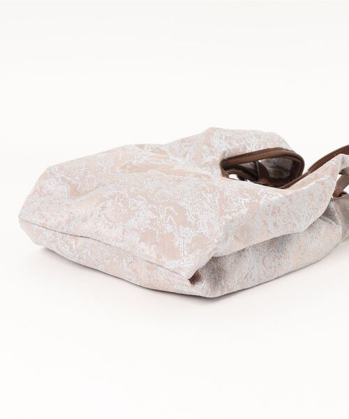 Bab(バブ)の「【WEB限定】2WAYフェイクレザートートバッグ(トートバッグ・レディース・オフホワイト/カーキ/A/B・ONESIZE)」の14枚目の写真