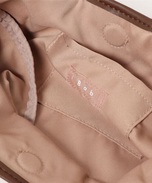 Bab(バブ)の「【WEB限定】2WAYフェイクレザートートバッグ(トートバッグ・レディース・オフホワイト/カーキ/A/B・ONESIZE)」の8枚目の写真