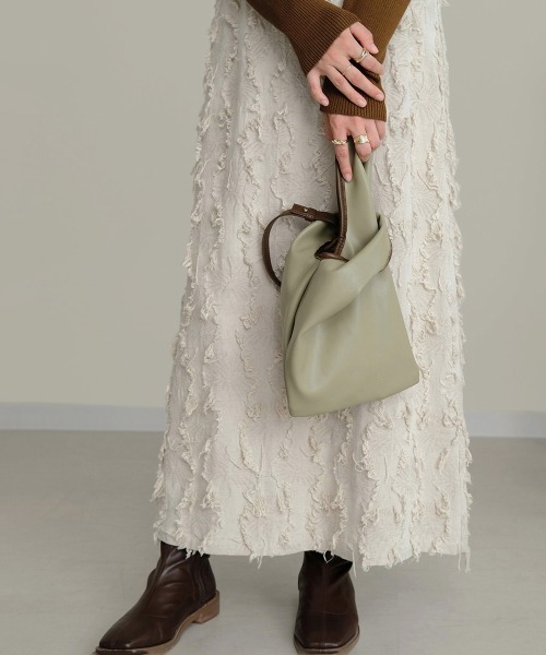 Bab(バブ)の「【WEB限定】2WAYフェイクレザートートバッグ(トートバッグ・レディース・オフホワイト/カーキ/A/B・ONESIZE)」の15枚目の写真