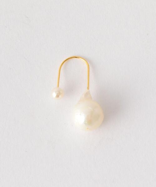 BEAUTY&YOUTH UNITED ARROWS（ビューティーアンドユースユナイテッドアローズ）の「BY 淡水バロックパール イヤーカフ /1P（イヤーカフ・レディース・オフホワイト・FREE）」の4枚目の写真