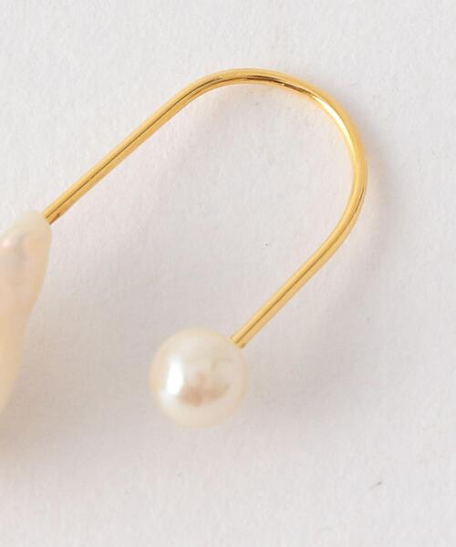 BEAUTY&YOUTH UNITED ARROWS（ビューティーアンドユースユナイテッドアローズ）の「BY 淡水バロックパール イヤーカフ /1P（イヤーカフ・レディース・オフホワイト・FREE）」の3枚目の写真