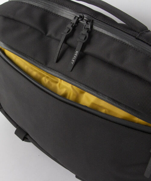 WEXLEY（ウェクスレイ）の「【WEXLEY/ウェクスレイ】FINLEY #FSLP100（ショルダーバッグ・メンズ・ブラック・FREE）」の2枚目の写真