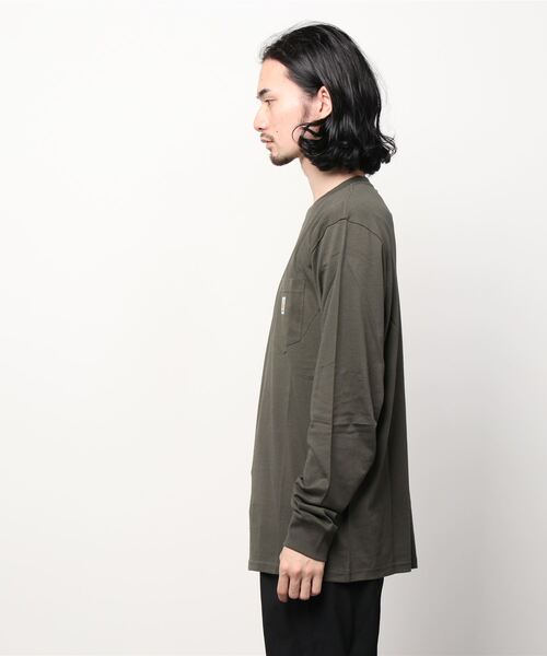Carhartt WIP(カーハートダブリューアイピー)の「L/S POCKET T-SHIRT(Tシャツ/カットソー・メンズ・カーキ/ホワイト/ブラック/アッシュグレー/ブラウン/ダークネイビー・SMALL/X-SMALL/XX-LARGE/LARGE/MEDIUM/X-LARGE)」の7枚目の写真
