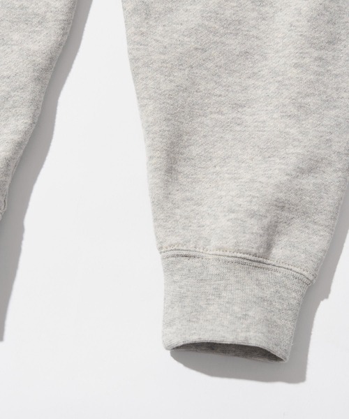 U.S. POLO ASSN.（ユーエスポロアッスン）の「【U.S. POLO ASSN./ユーエスポロアッスン】カレッジロゴサガラ刺繍クルーネックスウェット/ユニセックス/裏起毛（スウェット・メンズ・ブラック/ネイビー/ブラウン/オフホワイト/サックスブルー/グリーン/杢グレー・SMALL/MEDIUM/LARGE）」の21枚目の写真