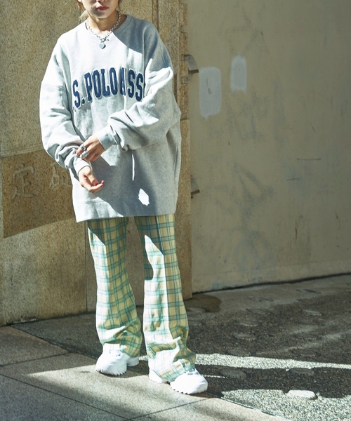 U.S. POLO ASSN.（ユーエスポロアッスン）の「【U.S. POLO ASSN./ユーエスポロアッスン】カレッジロゴサガラ刺繍クルーネックスウェット/ユニセックス/裏起毛（スウェット・メンズ・ブラック/ネイビー/ブラウン/オフホワイト/サックスブルー/グリーン/杢グレー・SMALL/MEDIUM/LARGE）」の8枚目の写真