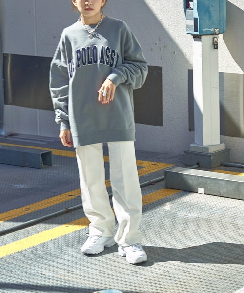 U.S. POLO ASSN.（ユーエスポロアッスン）の「【U.S. POLO ASSN./ユーエスポロアッスン】カレッジロゴサガラ刺繍クルーネックスウェット/ユニセックス/裏起毛（スウェット・メンズ・ブラック/ネイビー/ブラウン/オフホワイト/サックスブルー/グリーン/杢グレー・SMALL/MEDIUM/LARGE）」の22枚目の写真