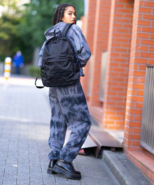 X-girl（エックスガール）の「OVAL LOGO ADVENTURE DAYPACK（バックパック/リュック・レディース・ブラック・ONE SIZE）」の9枚目の写真