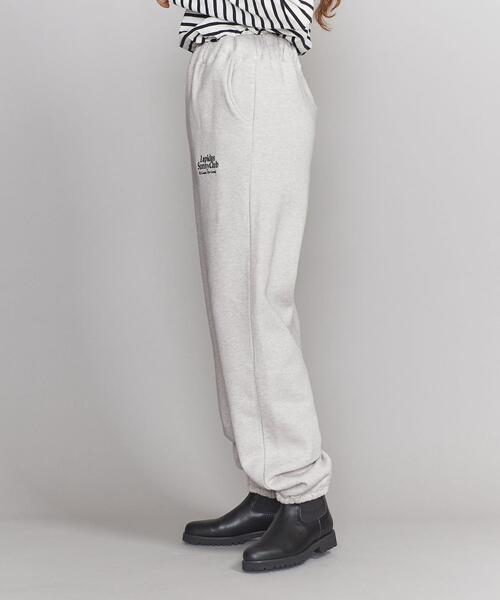 Lepidos（レピドス）の「＜Lepidos Sunny Club＞ロゴ刺繍 裏毛 スウェット パンツ -ウォッシャブル-（その他パンツ・レディース・ライトグレー・S/M/L/XL）」の6枚目の写真