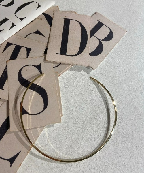 Auntie Rosa Holiday（アンティローザホリデー）の「シンプルネックカフ（ネックレス・レディース・シルバー/ゴールド・FREE）」の2枚目の写真