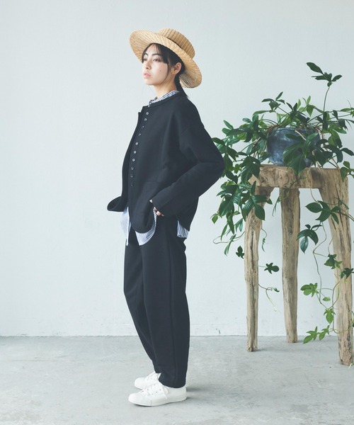 Libra Cue（リブラ キュー）の「ノーカラースウェットジャケット/セットアップ（ノーカラージャケット・レディース・ブラック/グレー・FREE）」の12枚目の写真