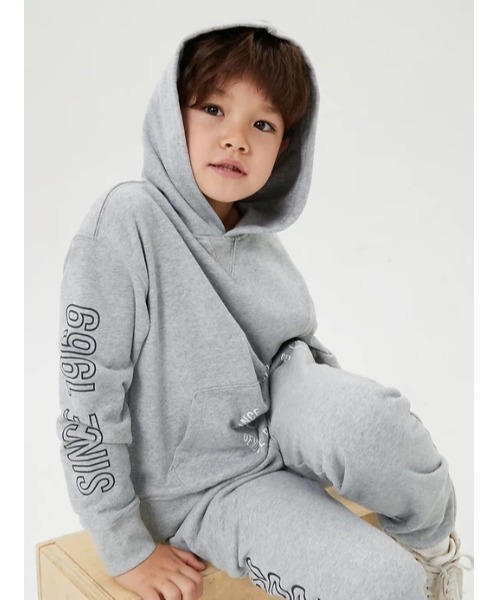 GAP(ギャップ)の「GAPロゴプルオーバー パーカー (キッズ)(パーカー・キッズ・ホワイト/グレー/ブルー・S/M/L/XL/XXL)」の13枚目の写真