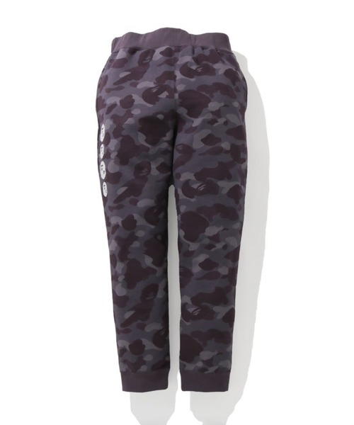 A BATHING APE（アベイシングエイプ）の「COLOR CAMO SWEAT PANTS M（スウェットパンツ・メンズ・グレー/バーガンディー/グリーン・LARGE/XX-LARGE/X-LARGE/MEDIUM/SMALL）」の2枚目の写真