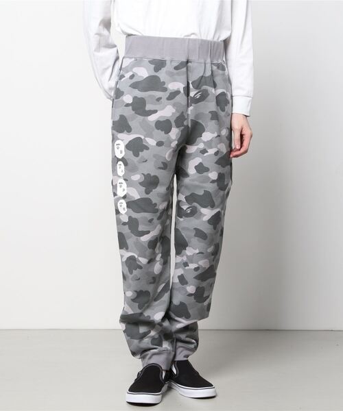 A BATHING APE（アベイシングエイプ）の「COLOR CAMO SWEAT PANTS M（スウェットパンツ・メンズ・グレー/バーガンディー/グリーン・LARGE/XX-LARGE/X-LARGE/MEDIUM/SMALL）」の5枚目の写真