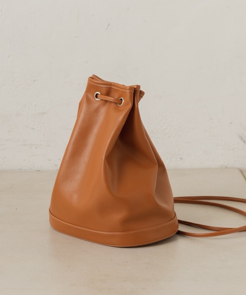 Kastane（カスタネ）の「【カタログ掲載アイテム】フェイクレザーナップサック（バックパック/リュック・レディース・キャメル/ブラック・FREE）」の12枚目の写真