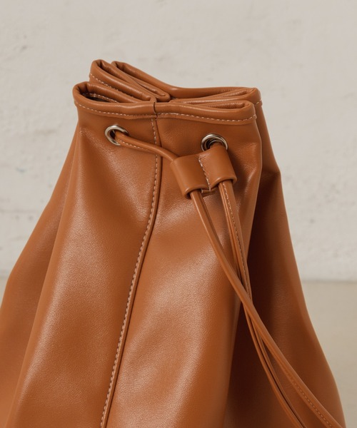 Kastane（カスタネ）の「【カタログ掲載アイテム】フェイクレザー