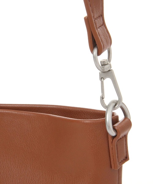 GLOBAL WORK（グローバルワーク）の「アーバンキャリーショルダーS