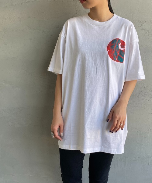 Carhartt WIP（カーハートダブリューアイピー）の「[carhartt WIP/カーハートダブリューアイピー] LONGHAUL バックプリントロゴTシャツ（Tシャツ/カットソー・レディース・ダークグリーン/ホワイト・L/M）」の6枚目の写真