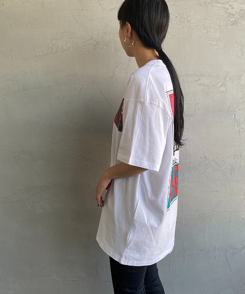 Carhartt WIP（カーハートダブリューアイピー）の「[carhartt WIP/カーハートダブリューアイピー] LONGHAUL バックプリントロゴTシャツ（Tシャツ/カットソー・レディース・ダークグリーン/ホワイト・L/M）」の7枚目の写真