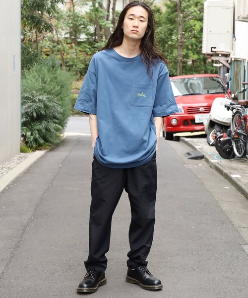 POLeR OUTDOOR STUFF（ポーラーアウトドアスタッフ）の「POLER/ポーラー SCRIPT PKT RELAX FIT TEE 半袖Tシャツ（Tシャツ/カットソー・メンズ・ブルー/ホワイト/ピンク・XL/M/L）」の3枚目の写真