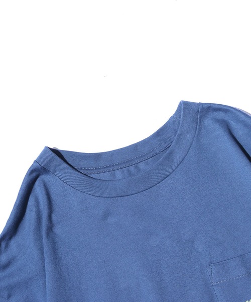 POLeR OUTDOOR STUFF（ポーラーアウトドアスタッフ）の「POLER/ポーラー SCRIPT PKT RELAX FIT TEE 半袖Tシャツ（Tシャツ/カットソー・メンズ・ブルー/ホワイト/ピンク・XL/M/L）」の6枚目の写真