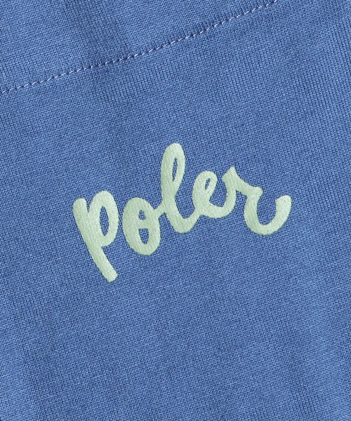 POLeR OUTDOOR STUFF（ポーラーアウトドアスタッフ）の「POLER/ポーラー SCRIPT PKT RELAX FIT TEE 半袖Tシャツ（Tシャツ/カットソー・メンズ・ブルー/ホワイト/ピンク・XL/M/L）」の9枚目の写真