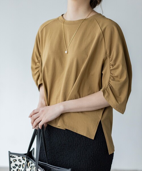 THE SHOP TK （ザ ショップ ティーケー ）の「◆ギャザー七分袖プルオーバー（Tシャツ/カットソー・レディース・ブラック/ベージュ/ホワイト系・12/13）」の3枚目の写真