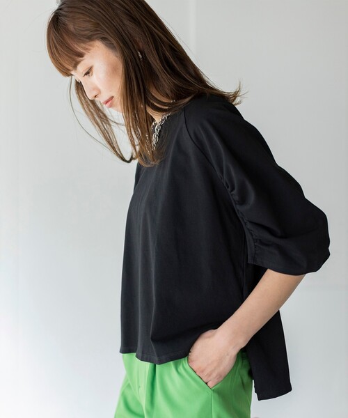 THE SHOP TK （ザ ショップ ティーケー ）の「◆ギャザー七分袖プルオーバー（Tシャツ/カットソー・レディース・ブラック/ベージュ/ホワイト系・12/13）」の2枚目の写真