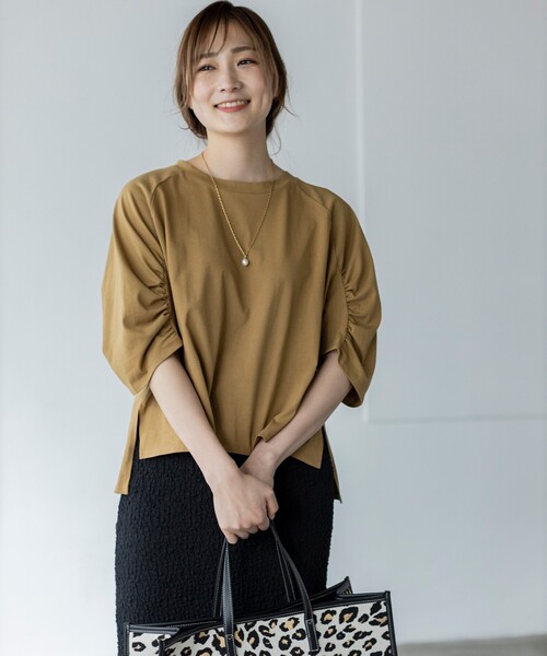 THE SHOP TK （ザ ショップ ティーケー ）の「◆ギャザー七分袖プルオーバー（Tシャツ/カットソー・レディース・ブラック/ベージュ/ホワイト系・12/13）」の11枚目の写真