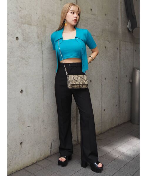 EVRIS（エヴリス）の「アンサンブルシャツニットトップス（ニット/セーター・レディース・ブラック/レッド/ブルー/アイボリー・FREE）」の20枚目の写真