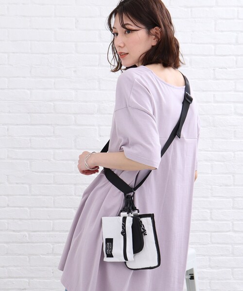 SHOO・LA・RUE（シューラルー）の「◆【3点セット】ポーチショルダー（ショルダーバッグ・レディース・オフホワイト/ナチュラル/ブラック・00）」の4枚目の写真