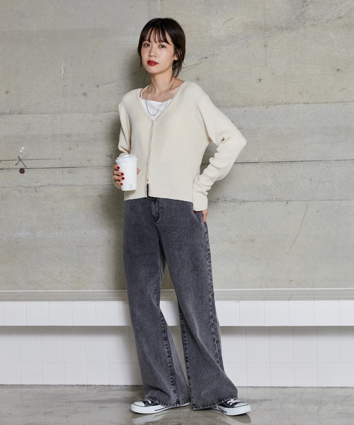 WEGO（ウィゴー）の「WEGO/Vネックリブカーディガン（カーディガン/ボレロ・レディース・サックスブルー/ライトピンク/アイボリー/ブラック・FREE）」の5枚目の写真