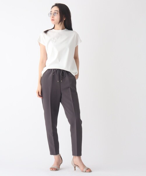 OPAQUE.CLIP（オペークドットクリップ）の「◆シルキースーピマ フレンチスリーブカットソー【WEB限定サイズ】（Tシャツ/カットソー・レディース・ブルー/チャコールグレー/ブラック/パープル系/ホワイト系/イエロー・38/36/42/40）」の10枚目の写真