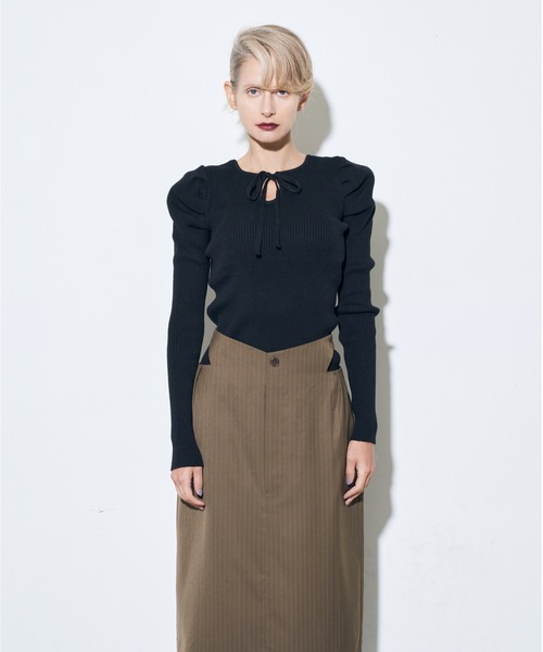 Solace（ソレイス）の「メランジミックスリブパワショルニットトップス