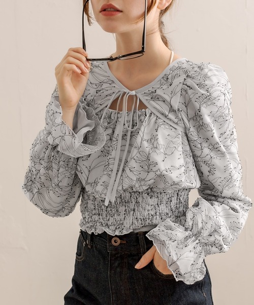 OLIVE des OLIVE(オリーブデオリーブ)の「ダブルフロントヘルシーぽこぽこブラウス(シャツ/ブラウス・レディース・グレー/オフホワイト/アイボリー・FREE)」の3枚目の写真