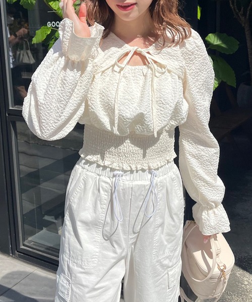 OLIVE des OLIVE(オリーブデオリーブ)の「ダブルフロントヘルシーぽこぽこブラウス(シャツ/ブラウス・レディース・グレー/オフホワイト/アイボリー・FREE)」の4枚目の写真