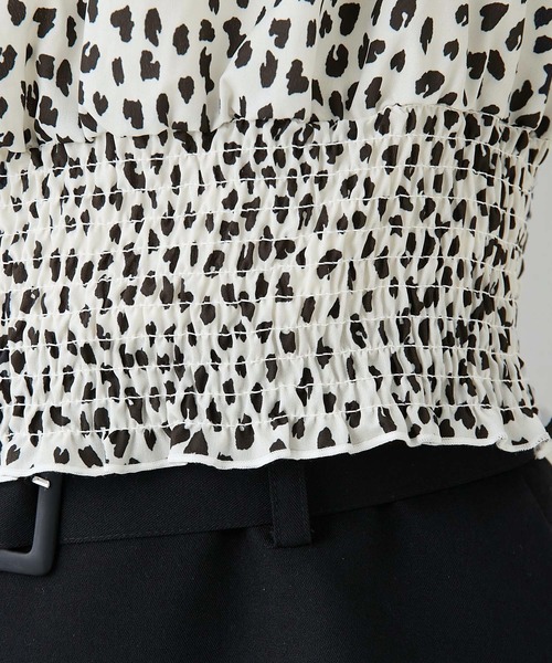 OLIVE des OLIVE(オリーブデオリーブ)の「ダブルフロントヘルシーぽこぽこブラウス(シャツ/ブラウス・レディース・グレー/オフホワイト/アイボリー・FREE)」の8枚目の写真