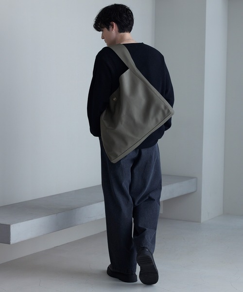 シンセティックレザー ビッグショルダー/トートバッグ MONO-MART