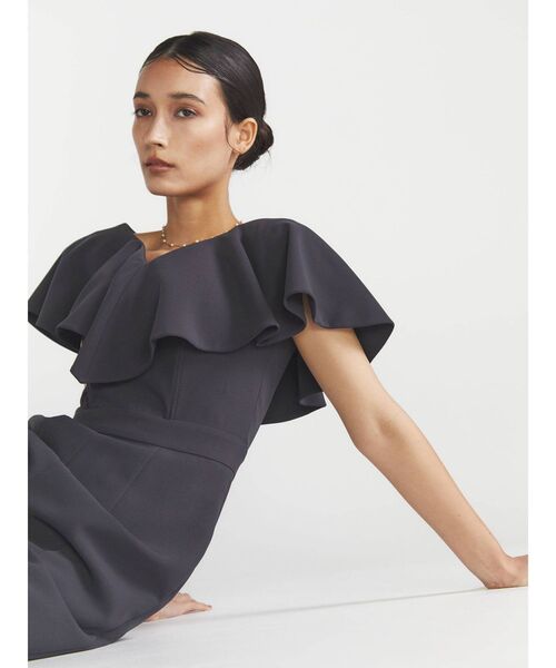 LAGUNAMOON（ラグナムーン）の「LADYフェイクパールウェーブチェーンネックレス（ネックレス・レディース・アイボリー・FREE）」の4枚目の写真