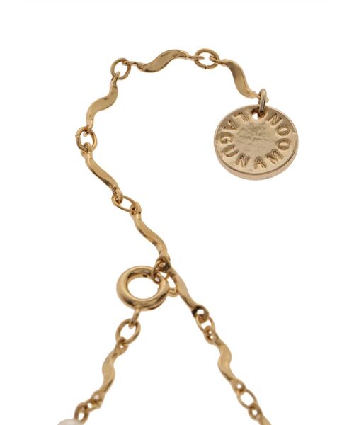 LAGUNAMOON（ラグナムーン）の「LADYフェイクパールウェーブチェーンネックレス（ネックレス・レディース・アイボリー・FREE）」の6枚目の写真