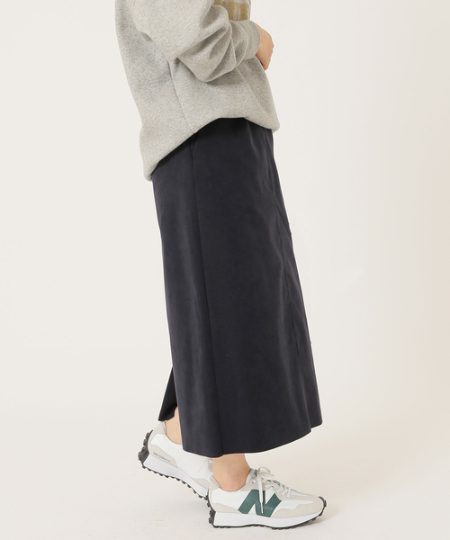 IENA（イエナ）の「フェイクスエードタイトスカート（スカート・レディース・ブラウン/ピンク/ネイビー・34/36/38）」の16枚目の写真