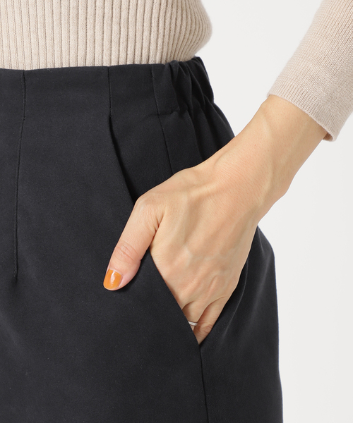 IENA（イエナ）の「フェイクスエードタイトスカート（スカート・レディース・ブラウン/ピンク/ネイビー・34/36/38）」の18枚目の写真