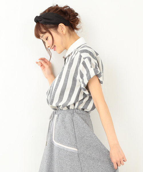 CAROLINA GLASER（カロリナ グレイサー）の「CAROLINA GLASER / ワイドストライプシャツ（シャツ/ブラウス・レディース・ブラック×ホワイト・ONE SIZE）」の6枚目の写真